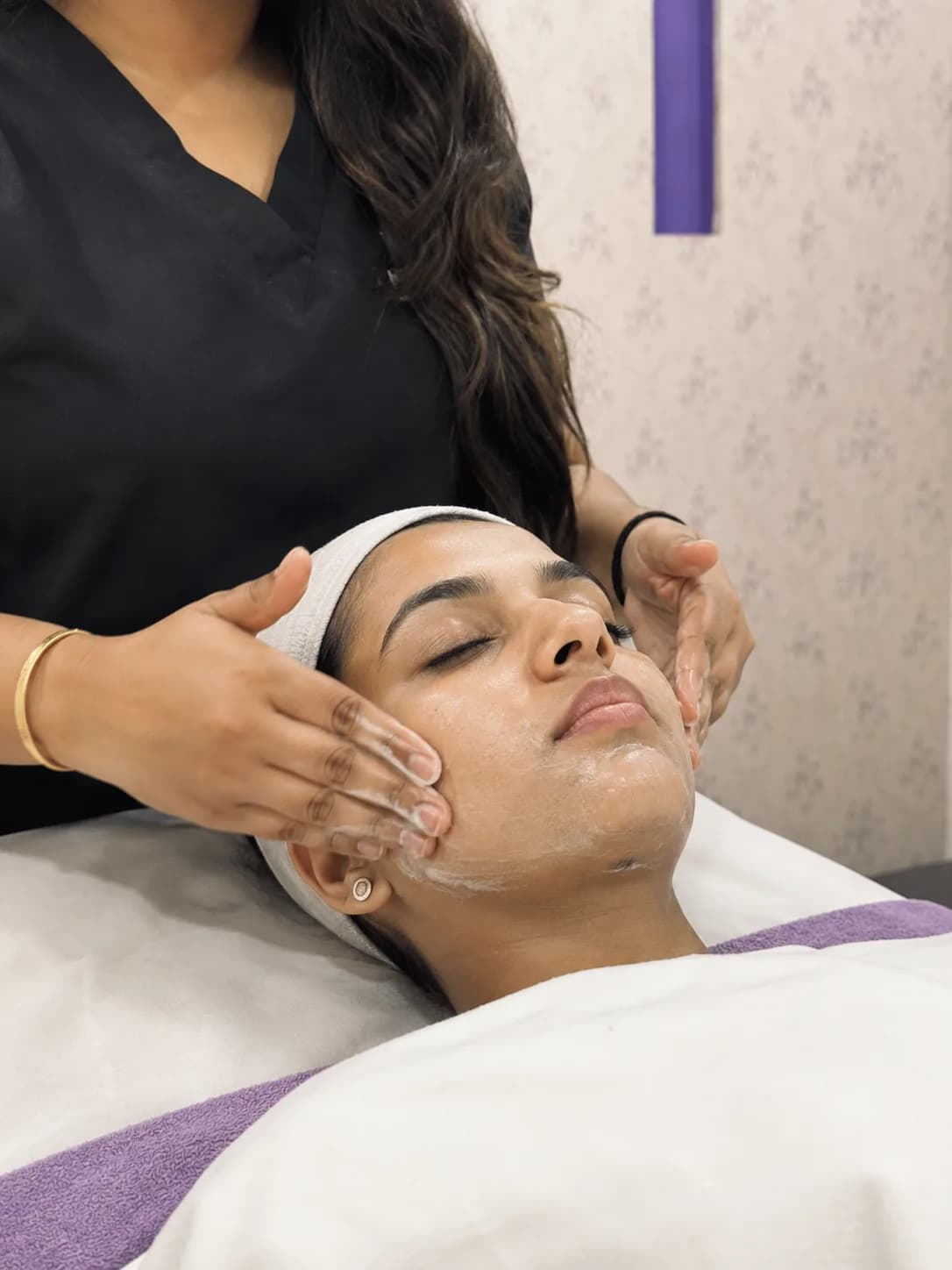 Obagi Facial treatment at D'Cosmedics